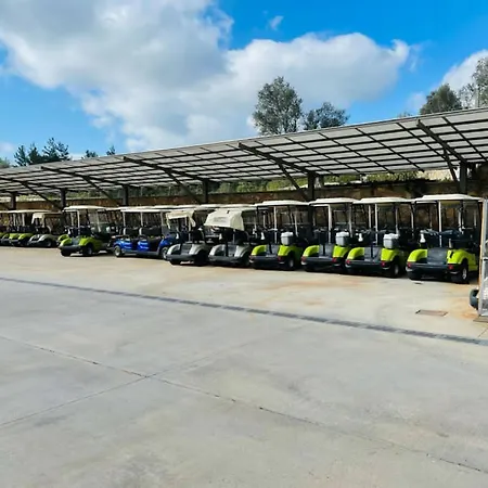 Villa Regnum Golfvilla *